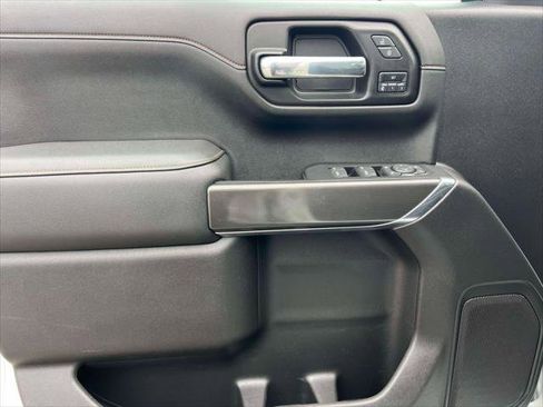 Used 2021 GMC Sierra 1500 AT4 image 17