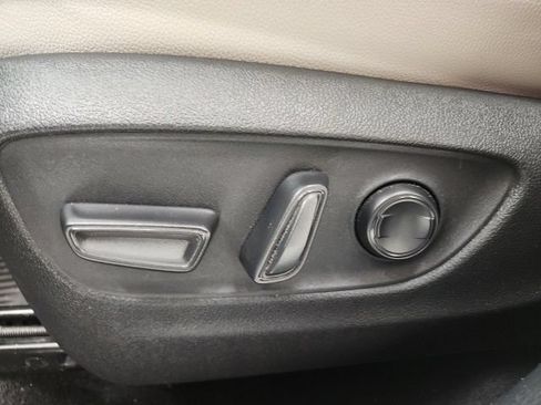 Used 2024 Toyota Grand Highlander FWD image 15
