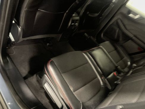 Used 2025 Ford Escape ST-Line image 17