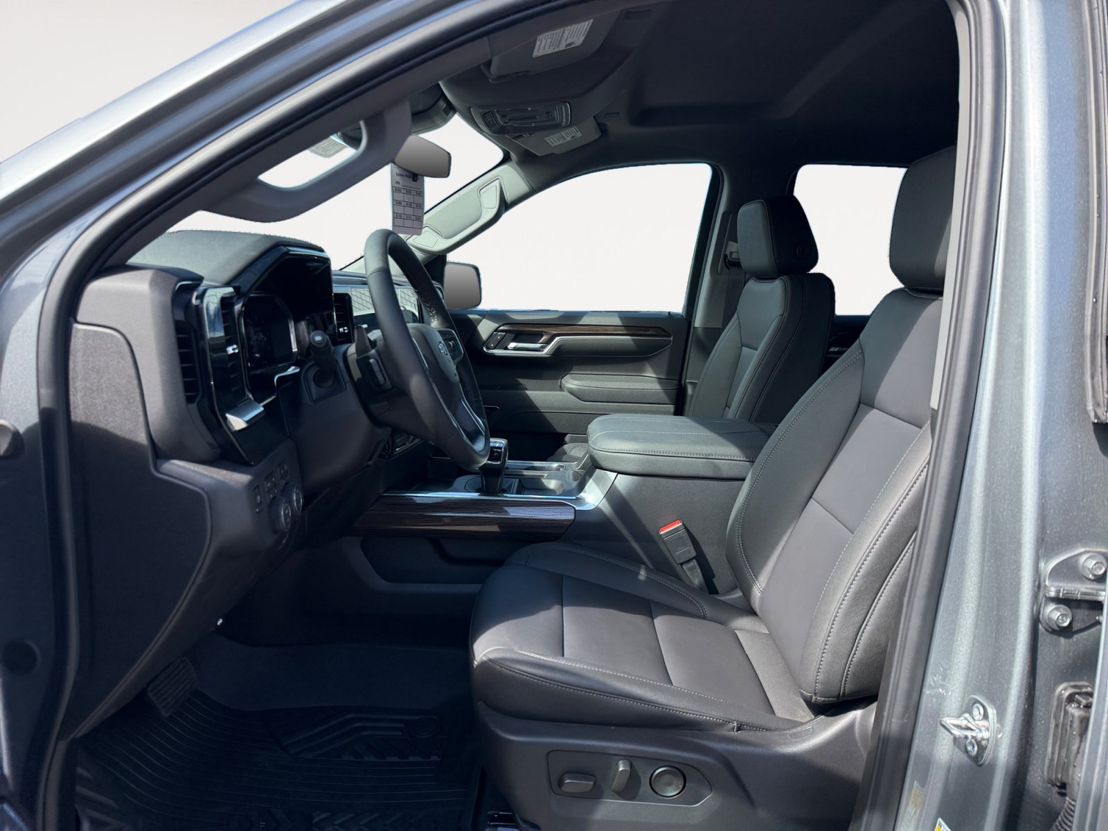 New 2026 Chevrolet Silverado 1500 RST w/ RST All Star Premium Package AWD/4WD image 10