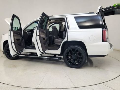 Used 2019 GMC Yukon Denali w/ Denali Ultimate Package AWD/4WD image 45