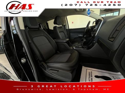 Used 2021 Chevrolet Colorado Z71 w/ Z71 Midnight Edition AWD/4WD image 11