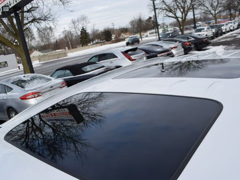 Used 2021 Buick Enclave Avenir w/ Avenir Technology Package image 31