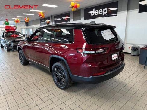 New 2025 Jeep Grand Cherokee L Limited AWD/4WD image 2