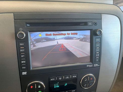 Used 2013 GMC Yukon SLT w/ SLT-2 Equipment Package AWD/4WD image 21