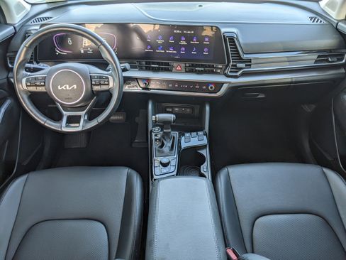 Certified 2023 Kia Sportage EX image 12