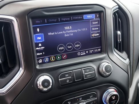 Used 2021 GMC Sierra 1500 AT4 w/ AT4 Preferred Package image 18