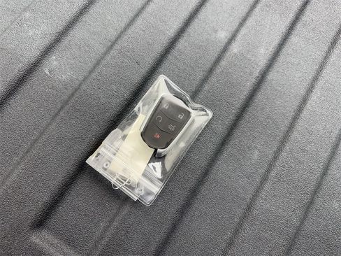 Used 2024 Chevrolet Silverado 1500 LT image 76