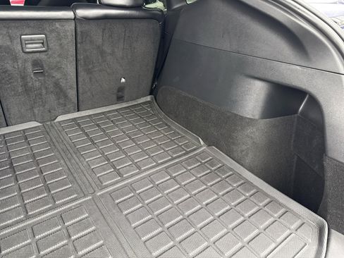 Used 2022 Tesla Model Y Performance image 20