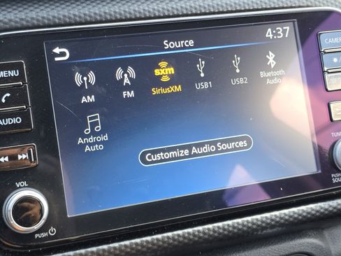 Used 2024 Nissan Kicks SV FWD image 7