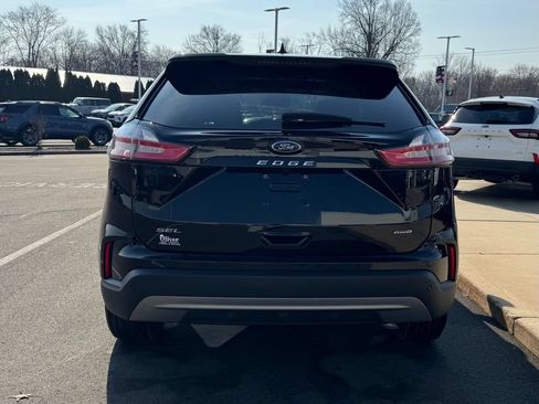 Certified 2023 Ford Edge SEL w/ Convenience Package AWD/4WD image 7