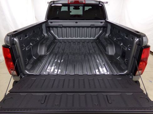 New 2025 Chevrolet Colorado LT w/ LT Convenience Package image 28