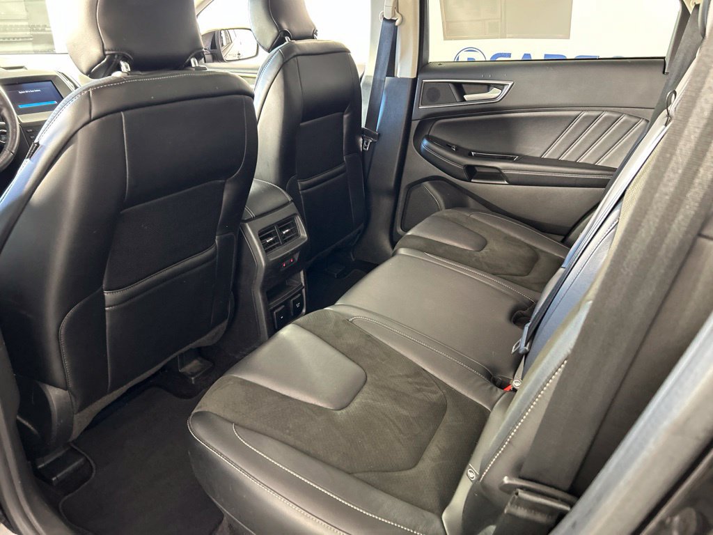 Used 2016 Ford Edge Sport w/ Equipment Group 401A AWD/4WD image 24