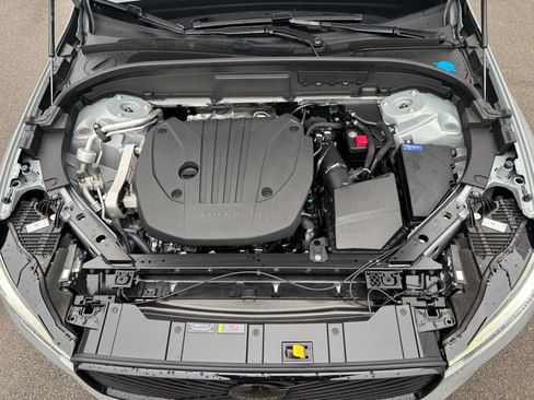 New 2026 Volvo XC60 B5 Ultra w/ Climate Package image 13