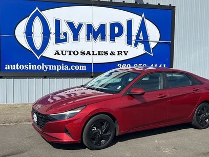 Used 2023 Hyundai Elantra Blue