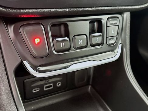 Used 2019 GMC Terrain SLE w/ Driver Convenience Package AWD/4WD image 22