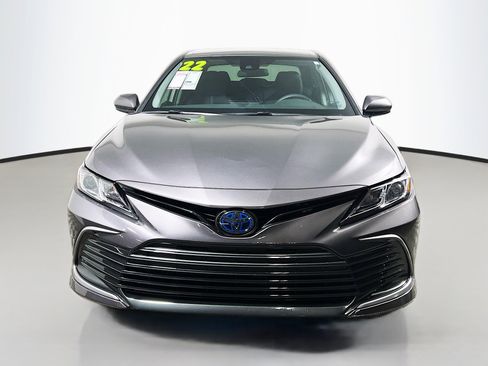 Used 2022 Toyota Camry LE FWD image 11