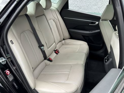 Used 2020 Hyundai Sonata Limited image 26