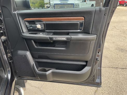 Used 2016 RAM 3500 Laramie w/ Convenience Group image 32