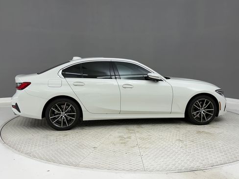 Used 2019 BMW 330i Sedan w/ Premium Package RWD image 8