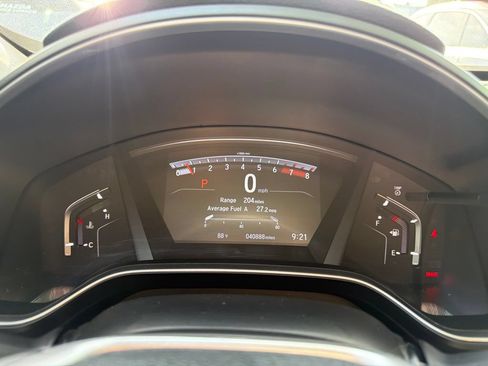 Used 2018 Honda CR-V Touring image 11