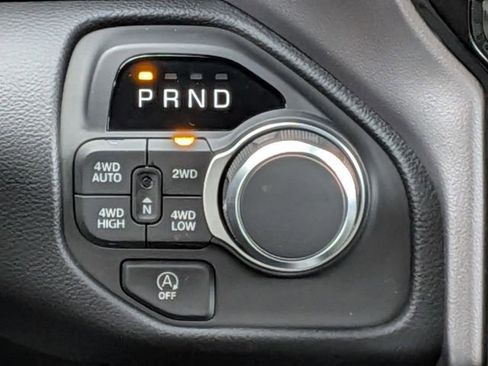 New 2026 RAM 1500 4x4 Crew Cab image 16