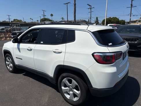 Used 2019 Jeep Compass Latitude w/ Popular Equipment Group FWD image 20