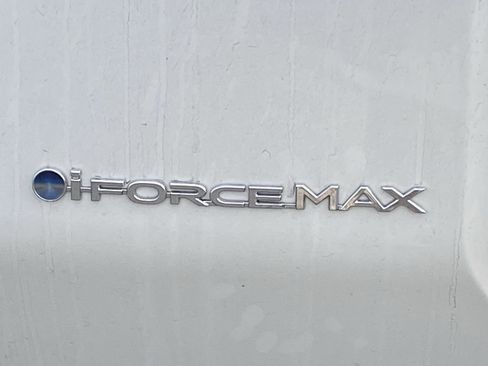 Used 2024 Toyota Land Cruiser image 5