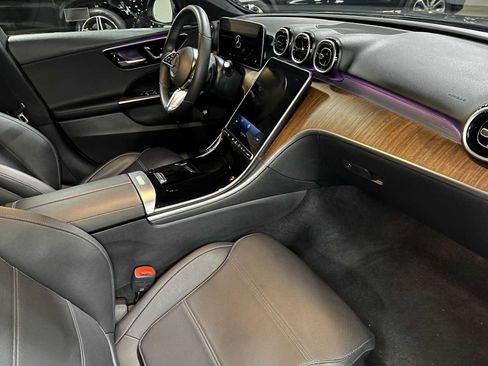 Used 2024 Mercedes-Benz C 300 Sedan image 11
