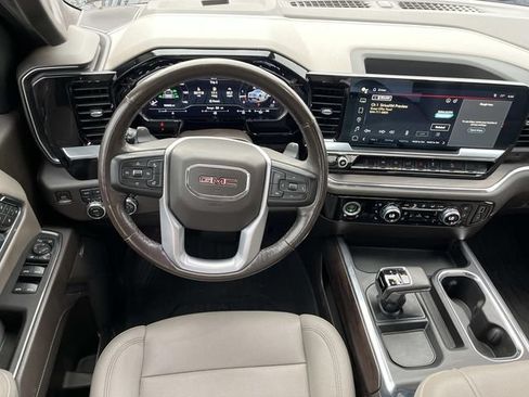 Used 2023 GMC Sierra 1500 SLT w/ SLT Premium Package AWD/4WD image 12