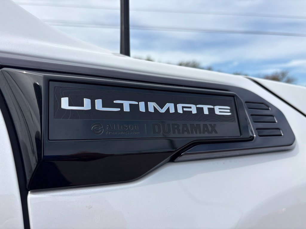 Used 2024 GMC Sierra 3500 Denali Ultimate AWD/4WD image 37