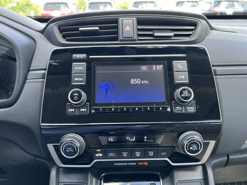 Used 2018 Honda CR-V LX image 25