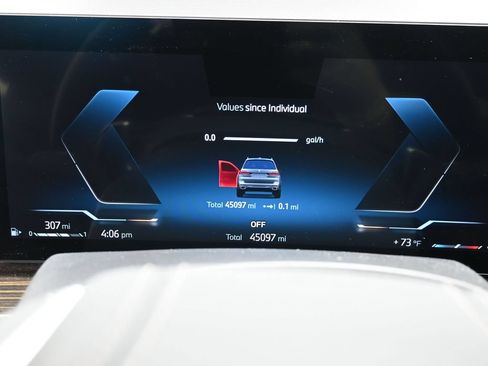 Used 2025 BMW X7 xDrive40i AWD/4WD image 20