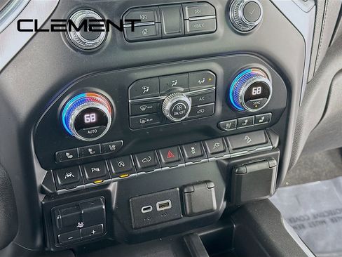 Used 2020 GMC Sierra 1500 SLT w/ SLT Premium Plus Package image 22