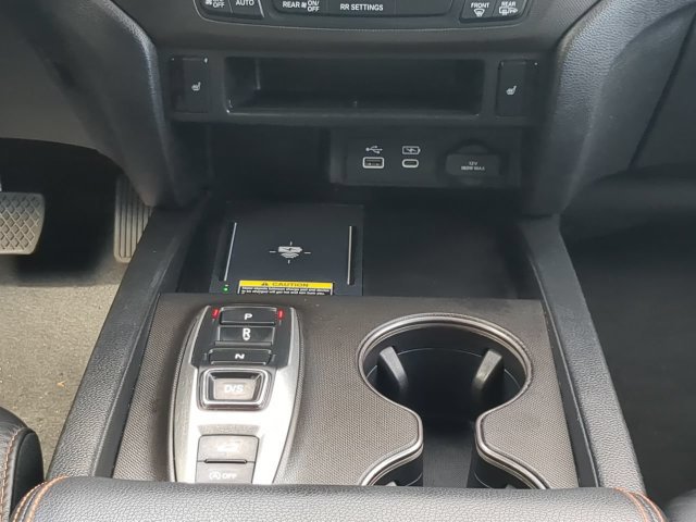 Used 2025 Honda Passport TrailSport image 18