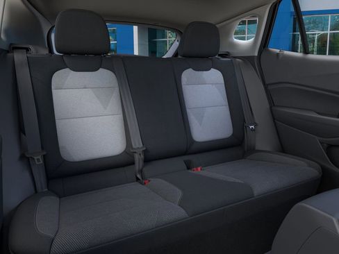 New 2026 Chevrolet Trax LS FWD image 17
