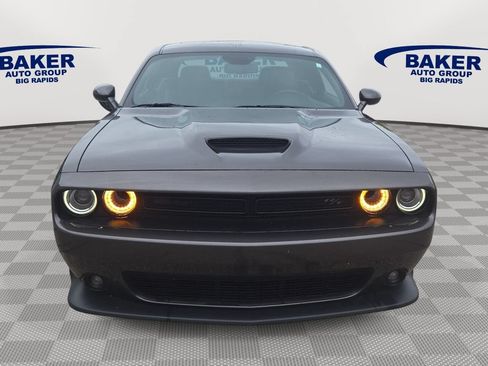 Used 2022 Dodge Challenger R/T w/ Plus Package RWD image 8