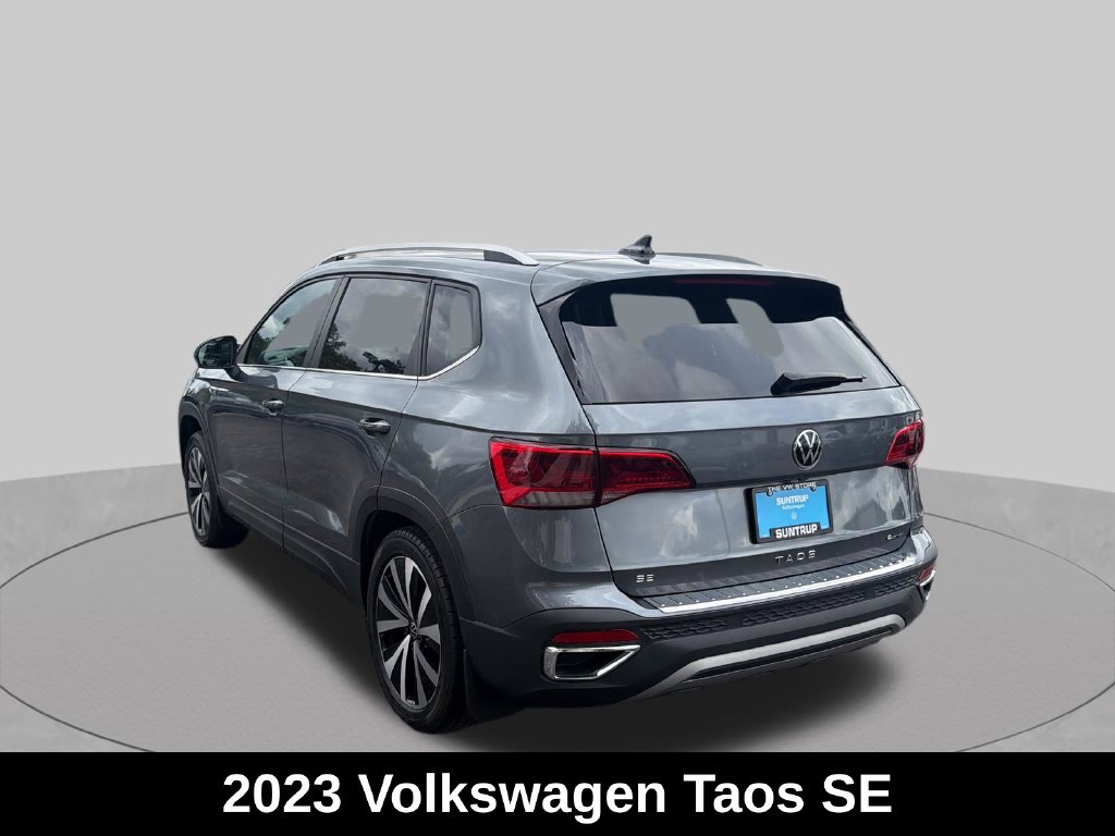 Used 2023 Volkswagen Taos SE w/ Panoramic Sunroof Package AWD/4WD image 3