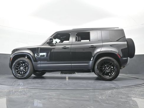 Used 2025 Land Rover Defender 110 S AWD/4WD image 63