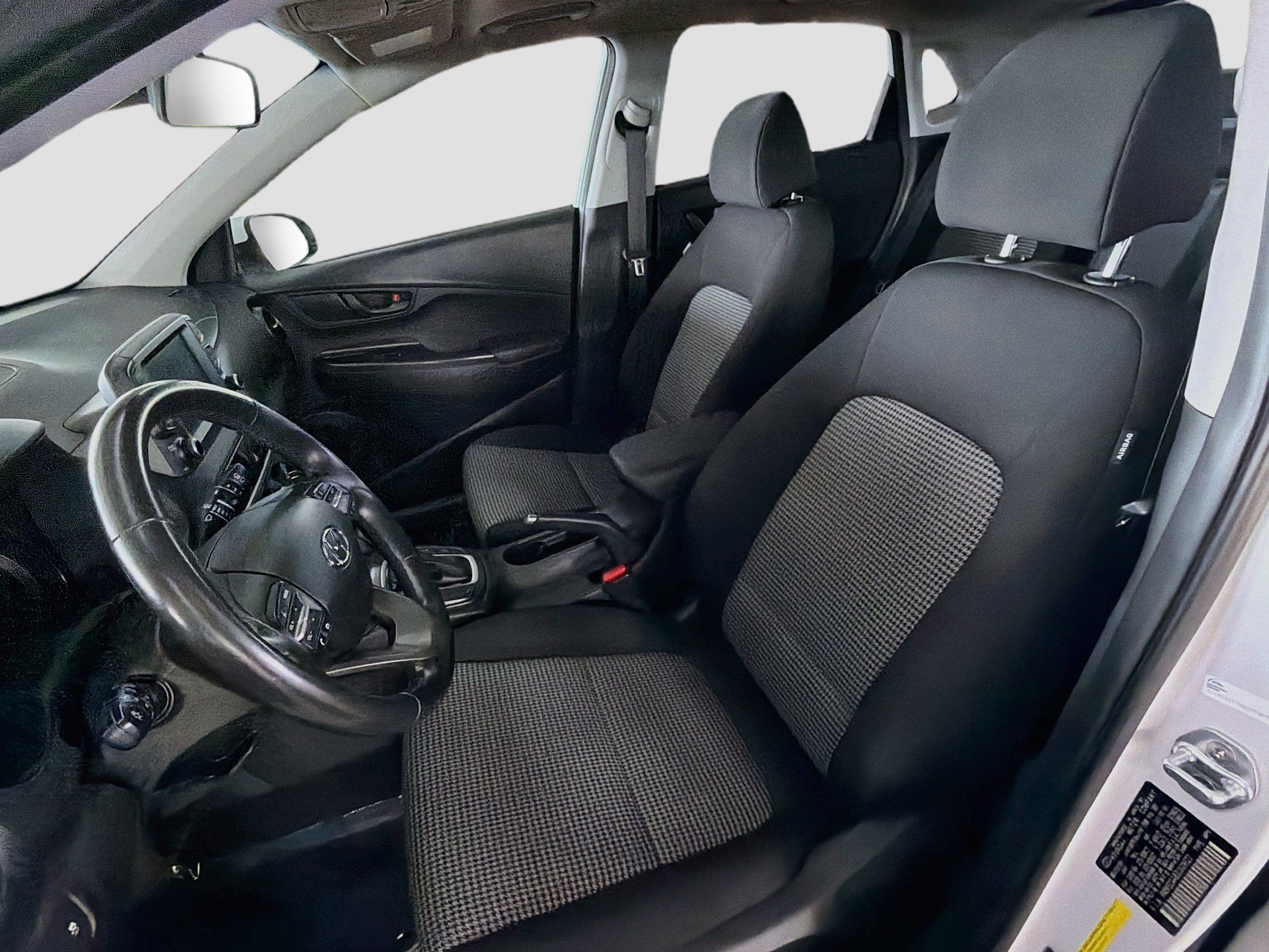 Used 2018 Hyundai Kona SEL w/ SEL Tech Package 02 FWD image 13