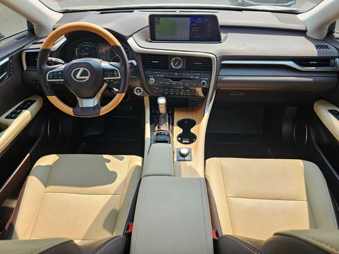 Used 2018 Lexus RX 450hL Premium w/ Premium Package AWD/4WD image 15