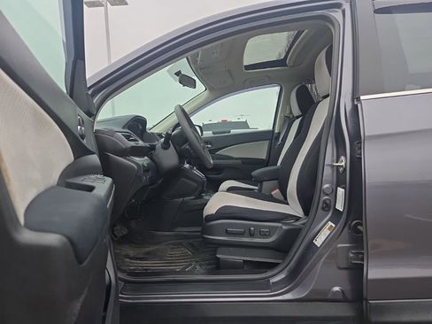 Used 2016 Honda CR-V EX image 2
