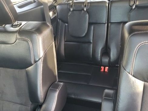 Used 2022 Ford Explorer ST w/ ST Street Pack AWD/4WD image 15