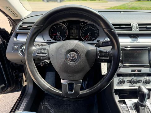 Used 2013 Volkswagen CC Sport FWD image 15