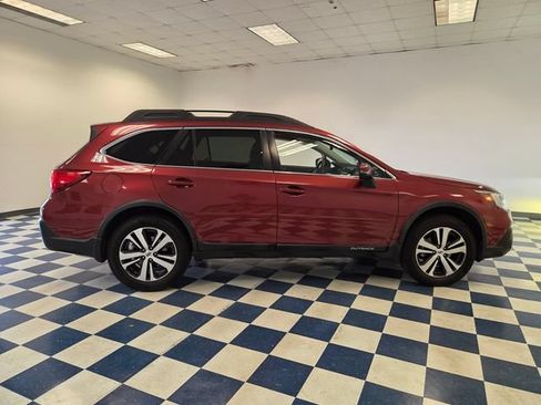 Used 2019 Subaru Outback 2.5i Limited w/ Popular Package #2 AWD/4WD image 8