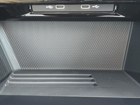 New 2026 Volkswagen GTI SE FWD image 13
