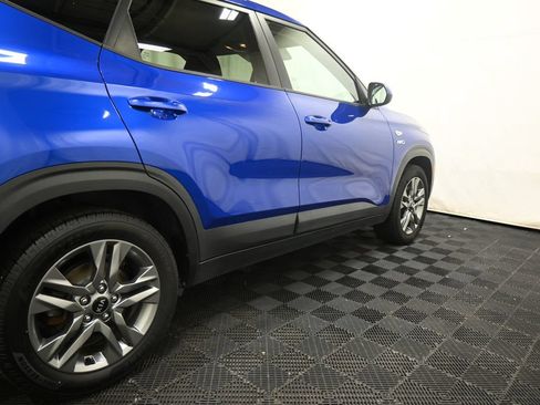 Used 2021 Kia Seltos LX AWD/4WD image 19