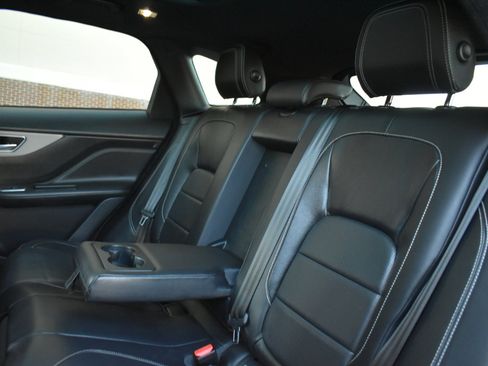 Used 2018 Jaguar F-PACE S image 27