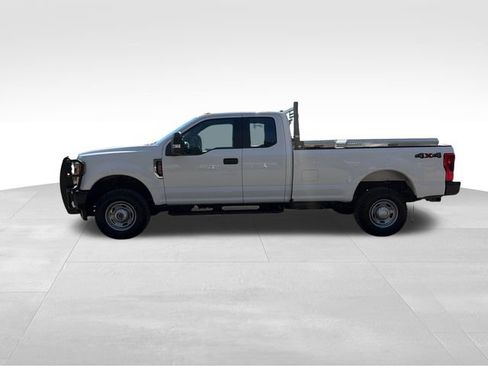 Used 2019 Ford F250 XL w/ Power Equipment Group AWD/4WD image 6