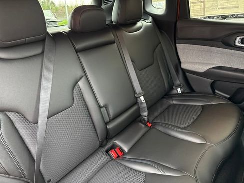 New 2026 Jeep Compass Latitude image 22